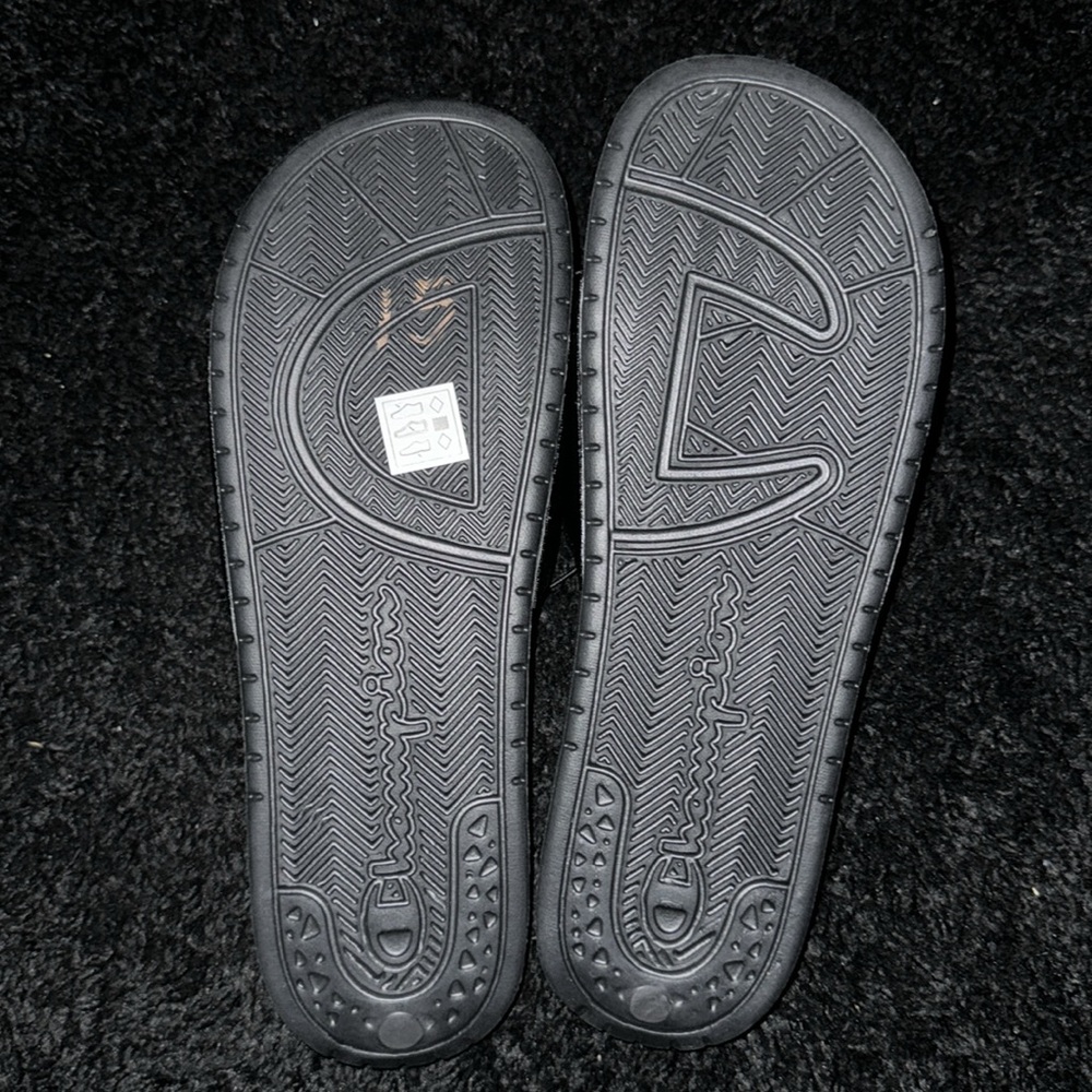 NWOT CHAMPION Unisex Athletic Slide sandal. Sz.11M. - Picture 2 of 2